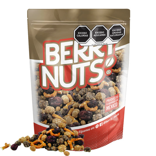 Clusters® de Granola Berry Nuts® Mix de Pretzel, Chocolate, Crema de Cacahuate y Arándanos de 1kg