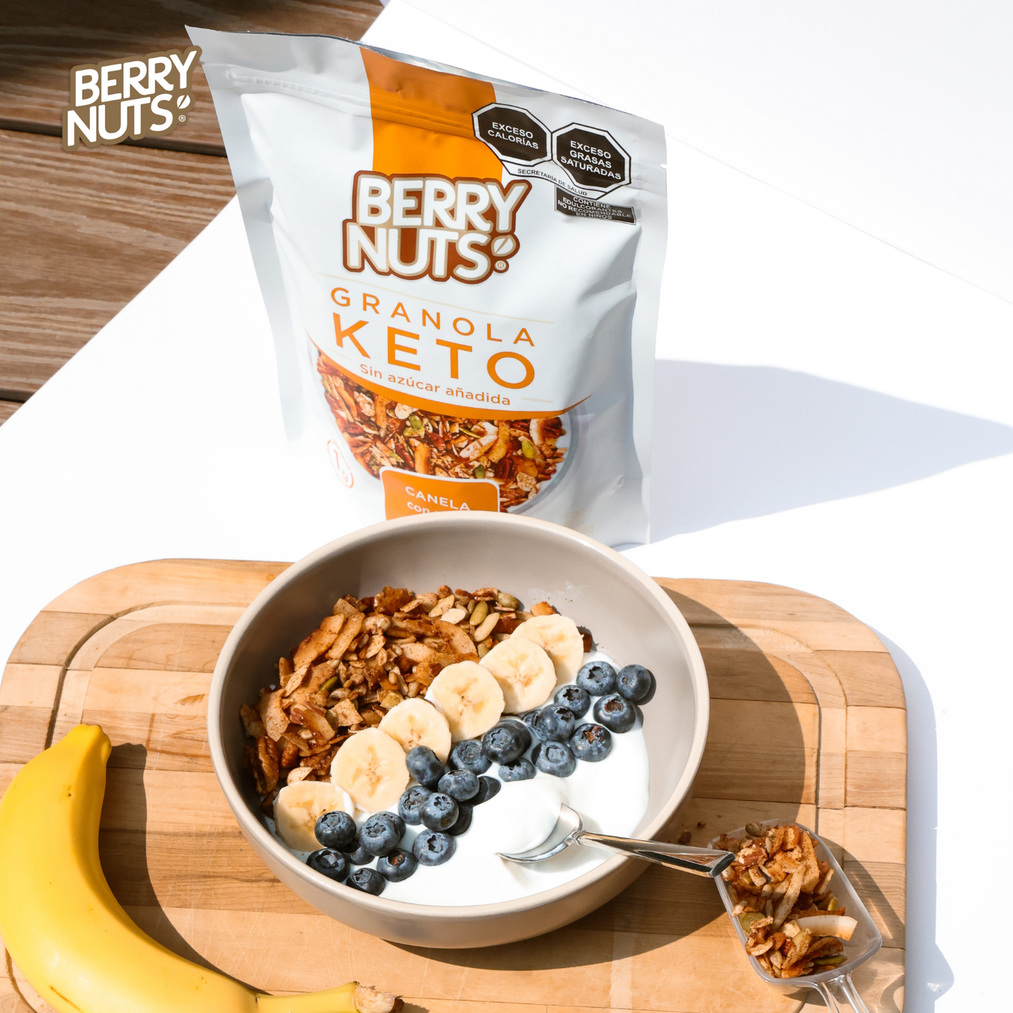 Granola Keto con Canela, Nuez, Coco y Almendra Berry Nuts® 270g